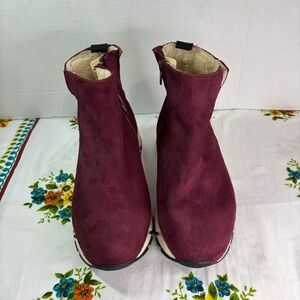 Tamaris Women’s sz 36 (5.5-6) Burgundy/Wine Ankle Boots Sherpa Interior